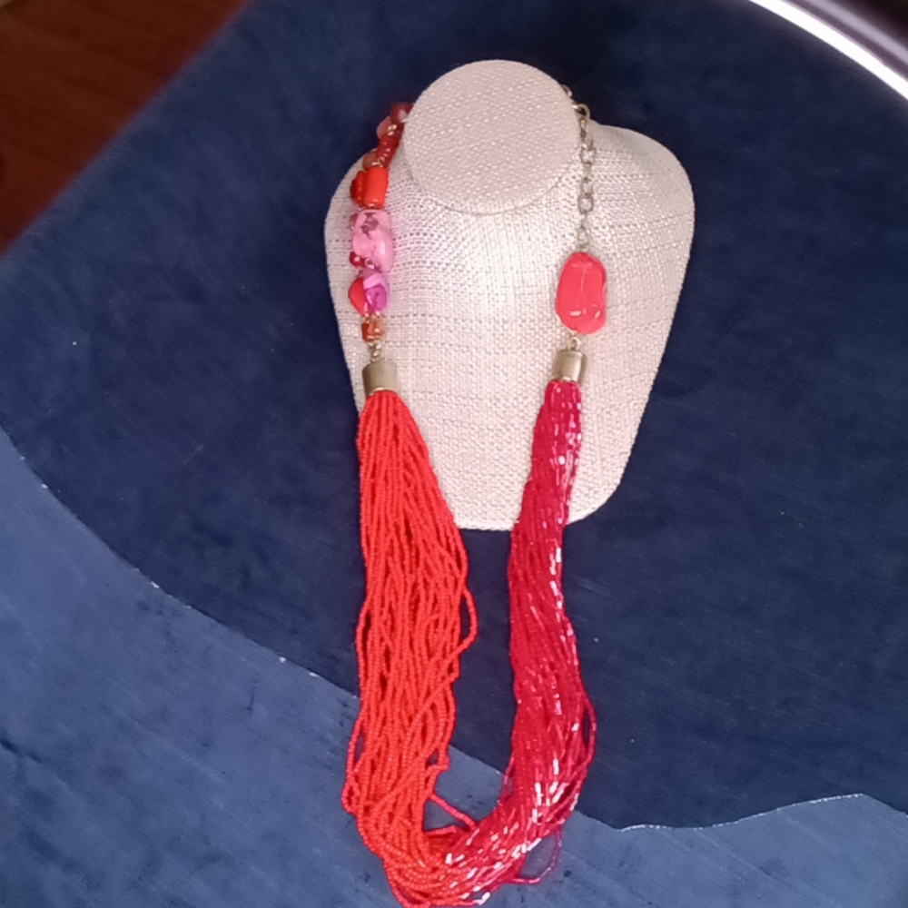 Beautiful Coral/Orange Necklace